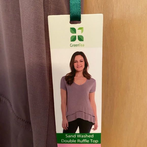 GreenTea Sand washed Double Ruffle Short Sleeve Top - NWT - Small - Picture 2 of 2